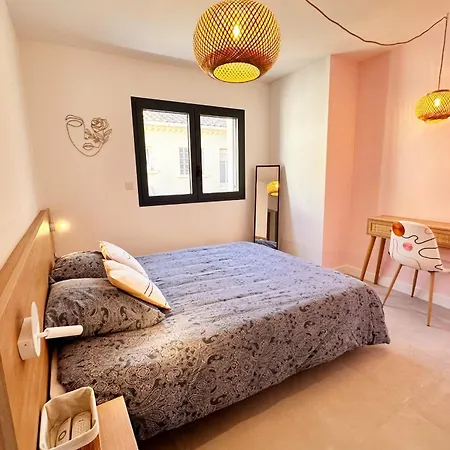 Les Poissons - Vue Canal Apartment *