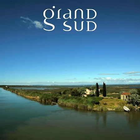 Les Poissons - Vue Canal Apartment *